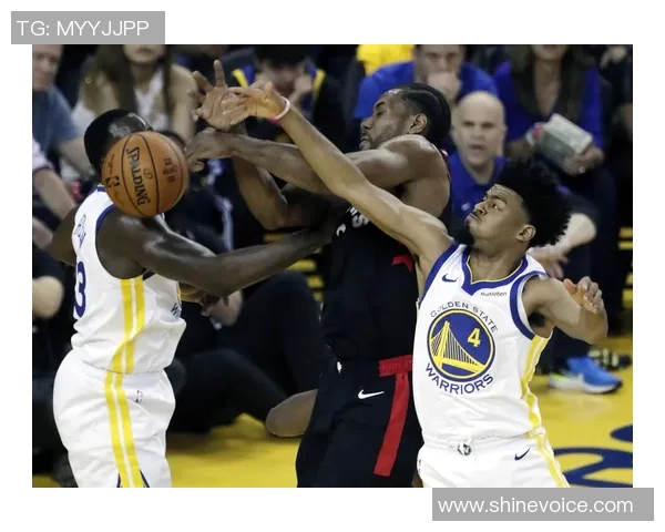 猛龙勇士总决赛第四场精彩对决回顾与分析，谁将夺得总冠军荣耀